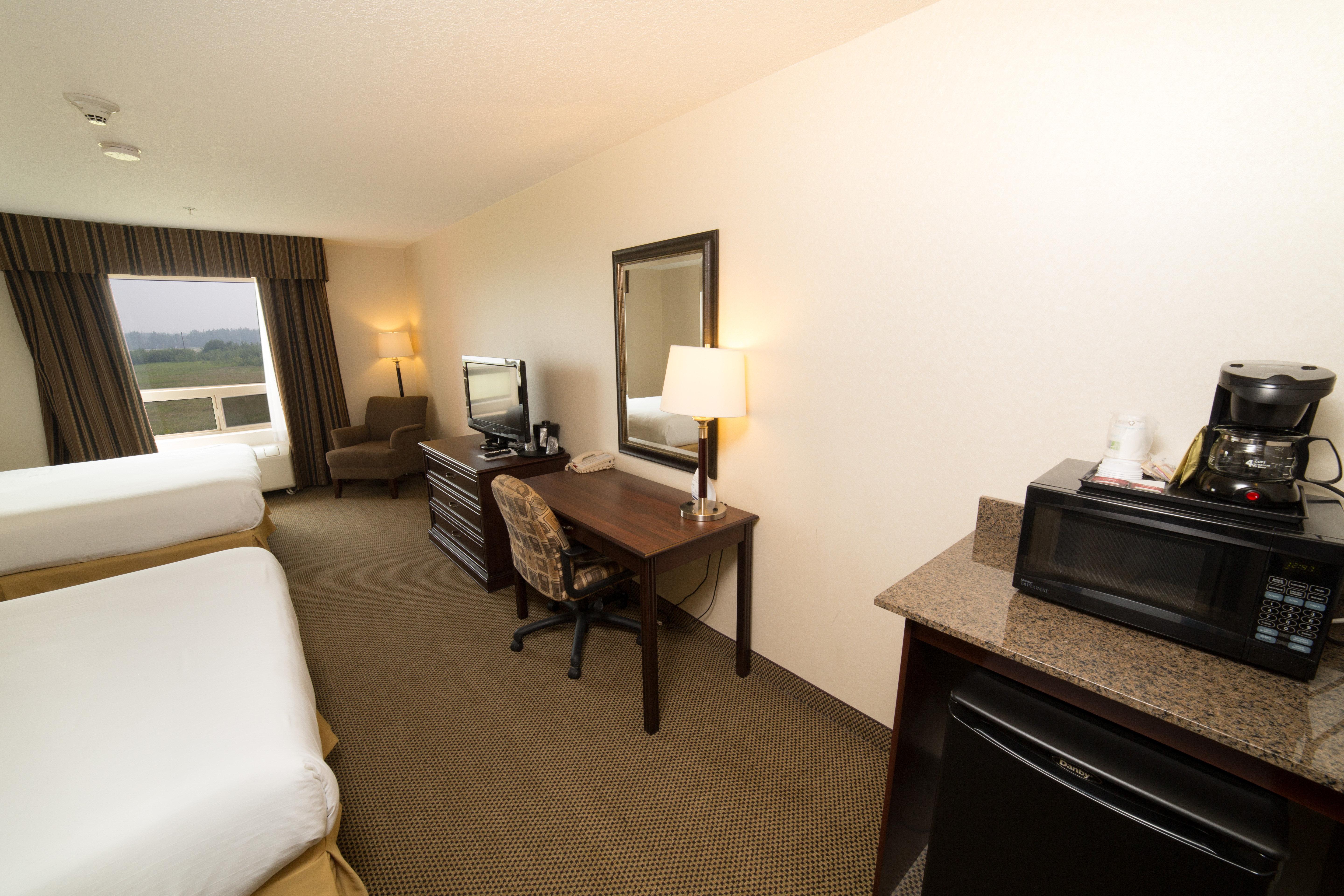 Holiday Inn Express & Suites Whitecourt By Ihg Экстерьер фото