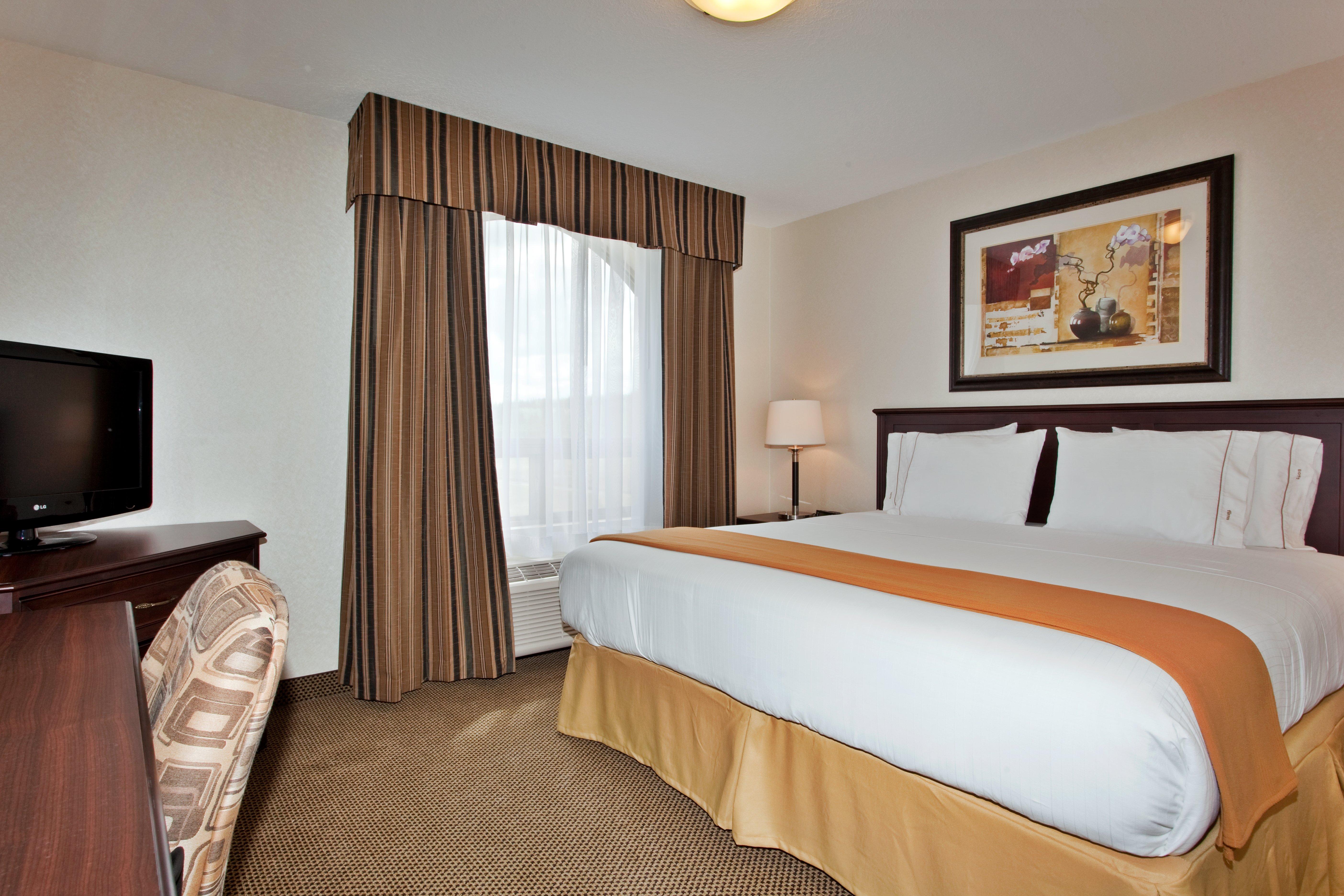 Holiday Inn Express & Suites Whitecourt By Ihg Экстерьер фото